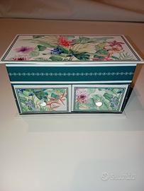 Cofanetto portagioie o portaoggetti 