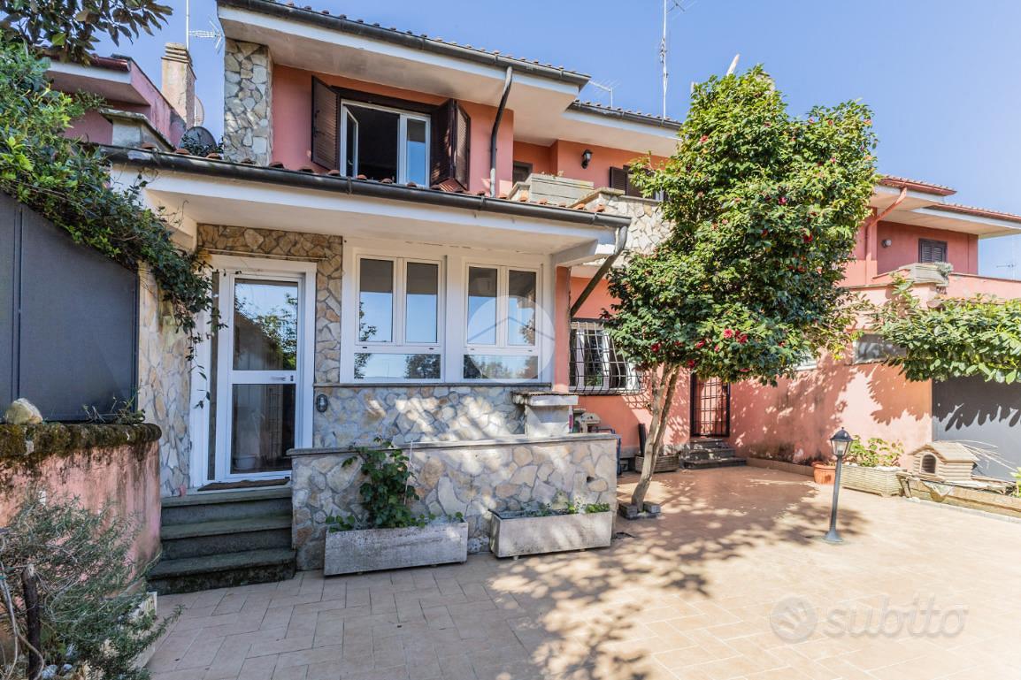 VILLA A SCHIERA A NEPI - Vista 2