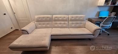 Divano con penisola / chaise longue in pelle fiore