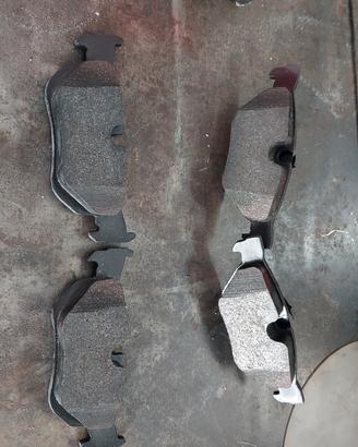 pastiglie freni nuove bmw