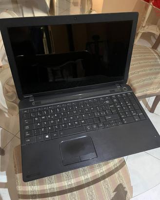 Pc portatile toshiba 12 gb ram SSD 256 gb
