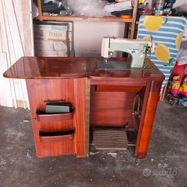 Macchina da cucire Diamant con mobile - vintage 