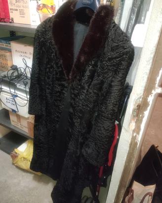 Pelliccia persiano nera