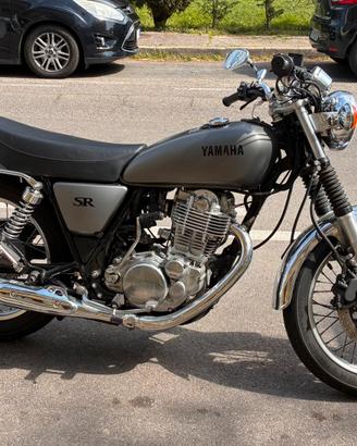 Yamaha sr 400
