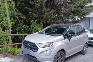 Auto Ford Ecosport st-line