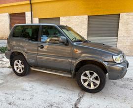 NISSAN Terrano II - 2004