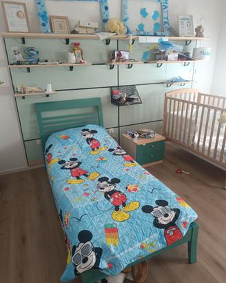 Cameretta bambini con 2 letti e  armadio 3 ante