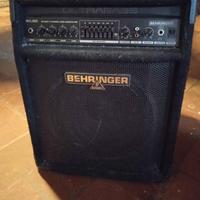 amplificatore basso Beringher 