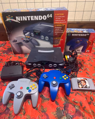 Console Nintendo 64 con 2 controller e 1 gioco