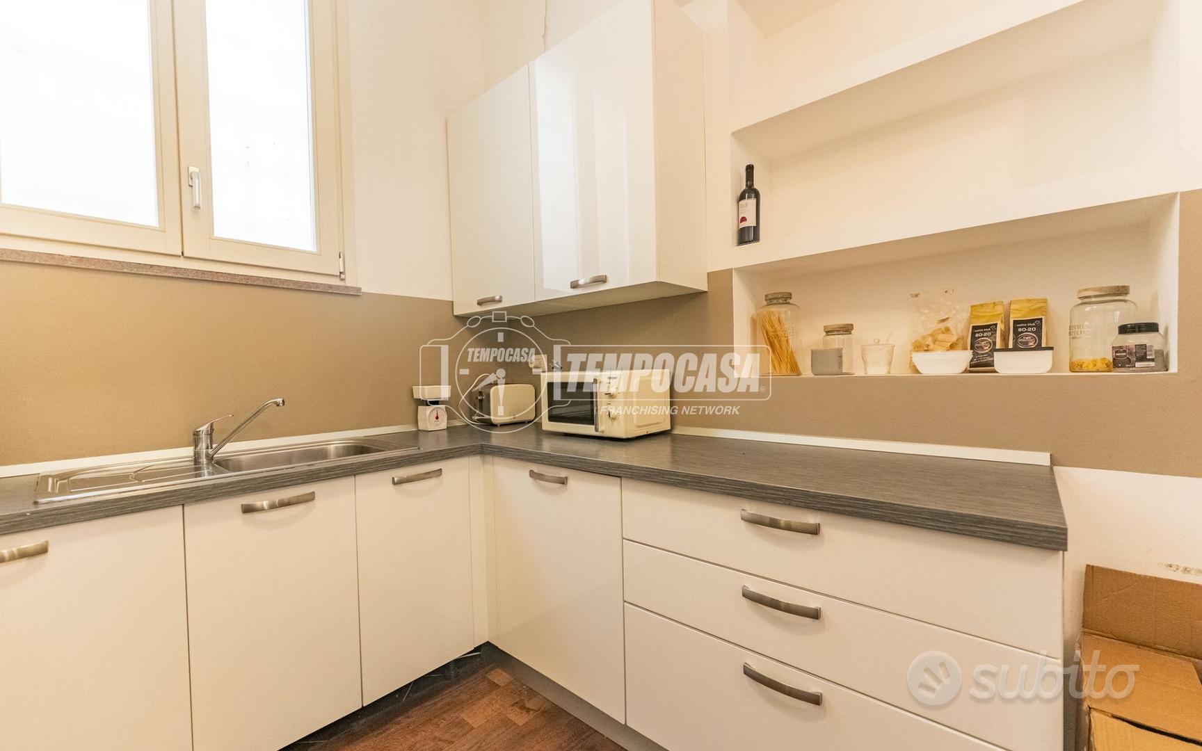Appartamento – Milano, La Fontana, Municipio 9 - Altro