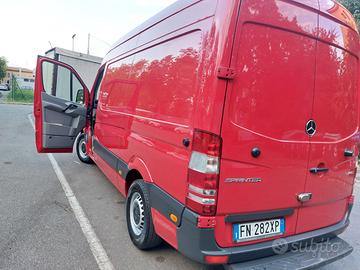 VENDE UN  MERCEDES SPENTER