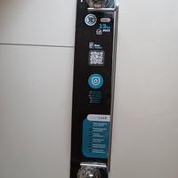 Porta asciugamani per bagno autoadesivo