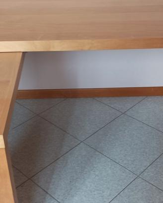  Scrivania legno chiaro con piano estraibile 
