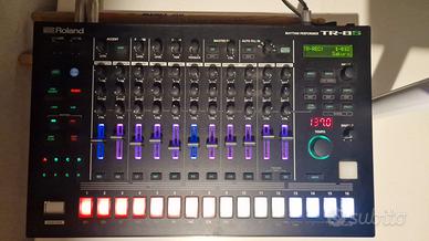 ROLAND TR-8S Rhythm Performer (AIRA)