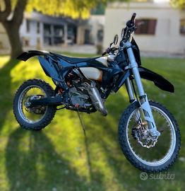 KTM 125 EXC (2012) Carburatore, Full optional