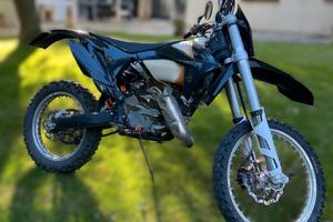 KTM 125 EXC (2012) Carburatore, Full optional