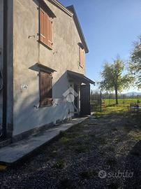 3 LOCALI A TRAVERSETOLO