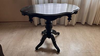 Tavolino da salotto in legno