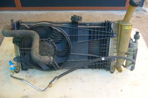 Fiat Punto 188-5 porte anno 2001 per ricambi