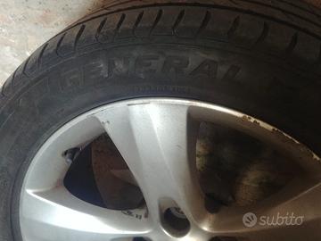 Gomme estive con cerchio in lega 225/50 R17 OPEL