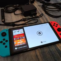 Nintendo Switch Oled con accessori e giochi