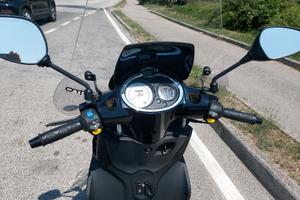 SCOOTER malaguti 125 i.e