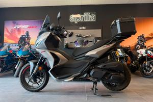Aprilia SR GT 200 400