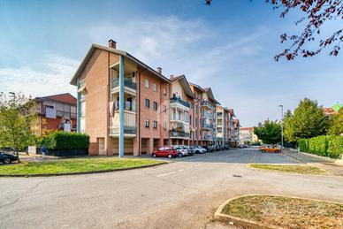 4 LOCALI A PIOSSASCO