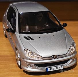 Peugeot 206 GTI  Norev  1/18 Completa di Scatola