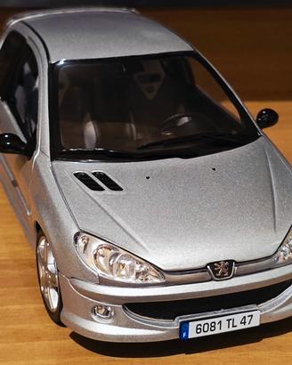 Peugeot 206 GTI  Norev  1/18 Completa di Scatola
