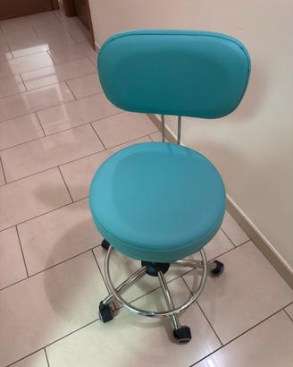 Sedia sgabello con schienale