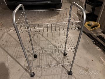 Carrello con ruote portatutto carrellino