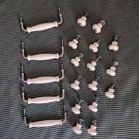 Set pomelli in ceramica e metallo