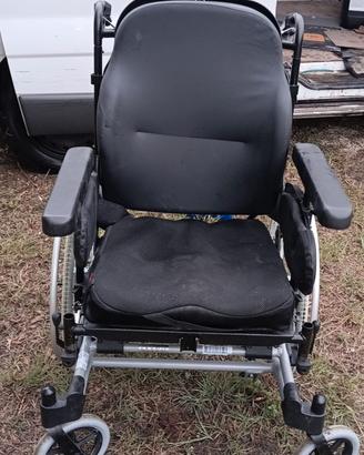 carrozzina per disabili multifunzioni