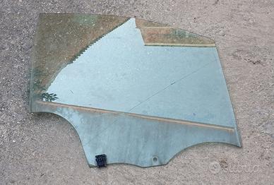 Vetro anteriore destro Citroën c3 2017