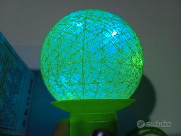 Lampada a led verde blu e giallo 