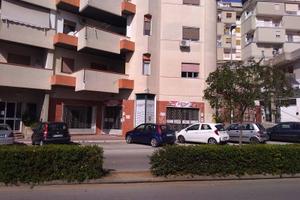 Rif.3650UL68035| negozio caltanissetta