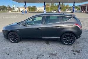 LANCIA DELTA BENZINA GPL ANNO 2013 2480000km