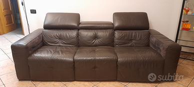 divano in pelle e alcantara 