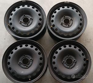 Cerchioni in ferro per cambio gomme invernali