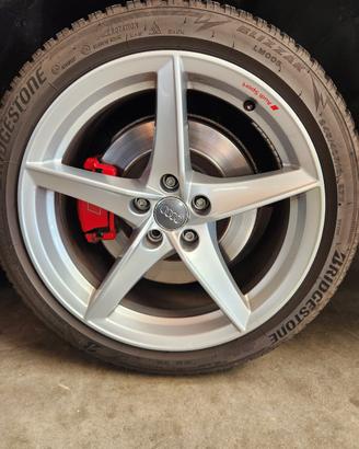 Cerchioni ruota Audi R18 gomme invernali