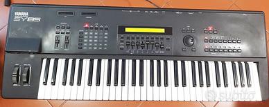 Tastiera musicale Yamaha SY 85