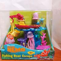 DISNEY PIXAR FINDING NEMO HASBRO 2003 FISHING BOAT