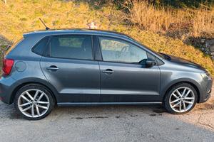 Volkswagen Polo 1.4 TDI 90 CV cambio automatico 