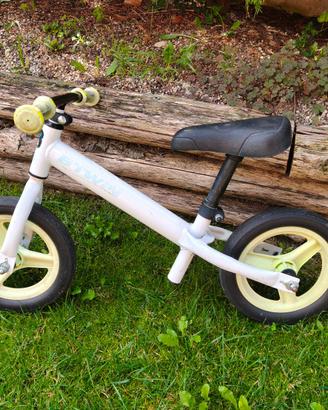 Bicicletta balance per bambini senza pedali