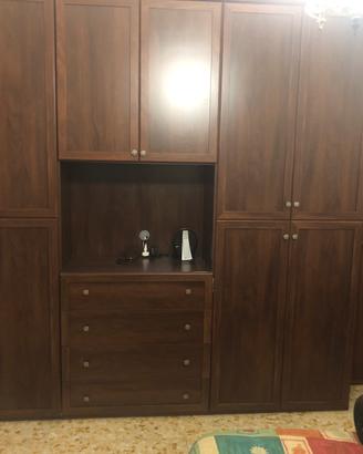 Armadio legno 10 ante e cassettiera