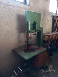Sega circolare a nastro per legno, motore trifase