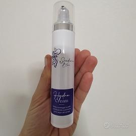 Crema Viso Leggera Anti-Età Rigenerante