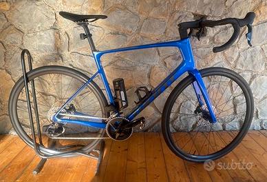 Bici Giant Defy 2024