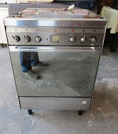 cucina inox a gas con forno elettrico Smeg mod. CI